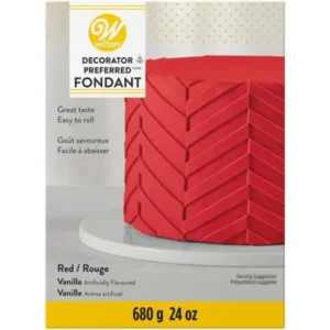 Wilton Decorator Preferred Red Fondant Icing, 680 g (24 oz.)